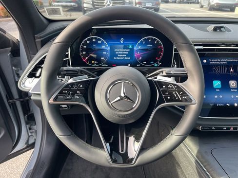 New 2026 Mercedes-Benz E 350 4MATIC Sedan image 16