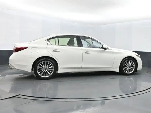 Used 2022 INFINITI Q50 Luxe w/ Cargo Package image 4