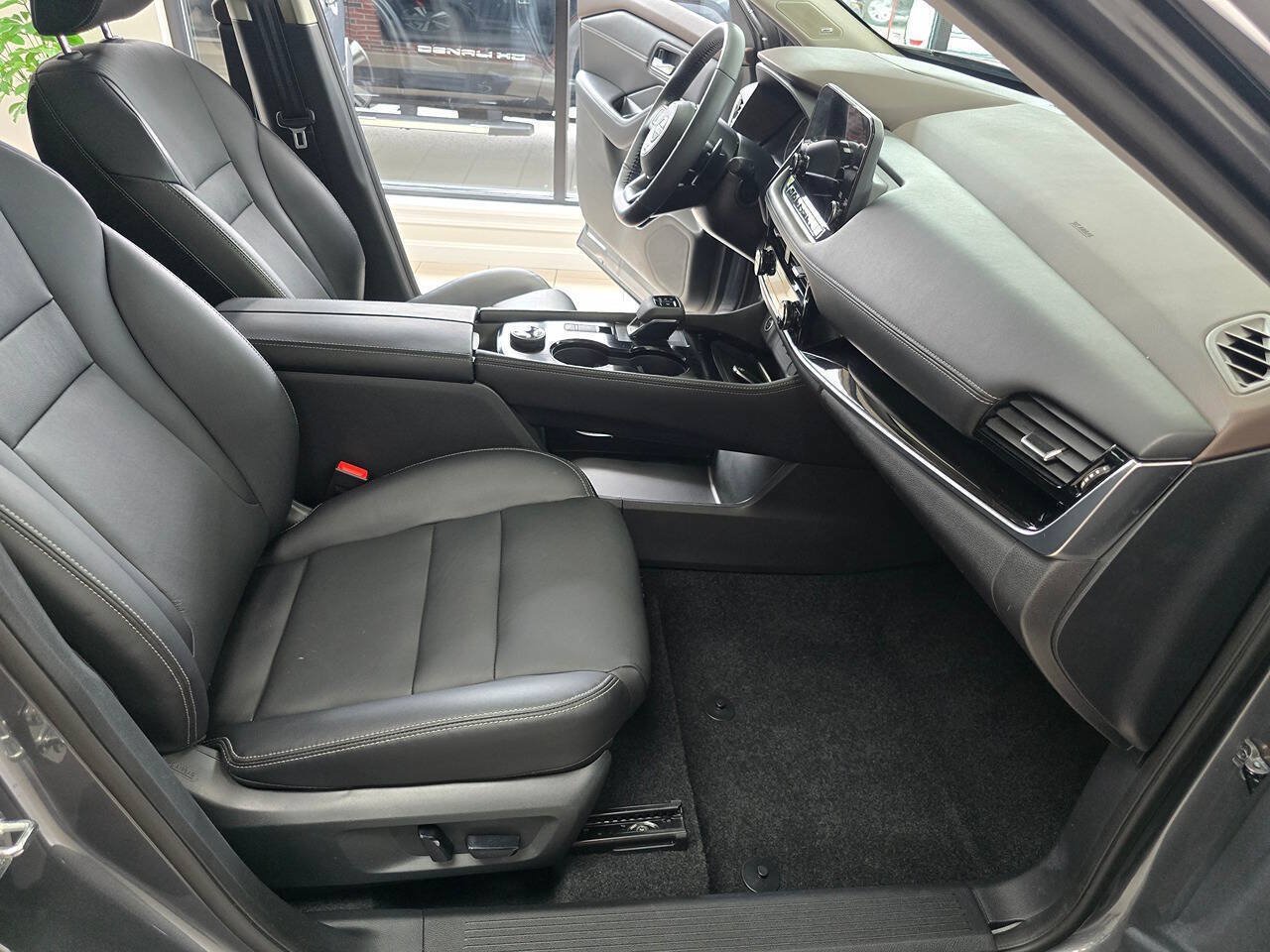 Used 2023 Nissan Rogue SL w/ SL Premium Package AWD/4WD image 27
