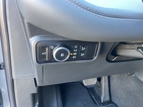 New 2026 Ford Explorer Active w/ Active Comfort Package image 25