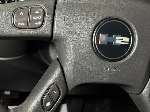 Used 2005 HUMMER H2 w/ Preferred Equipment Group AWD/4WD image 21