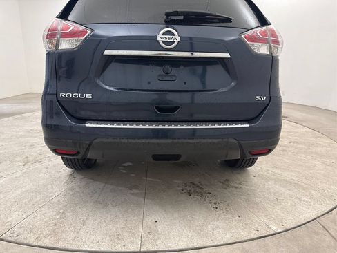 Used 2016 Nissan Rogue SV FWD image 19