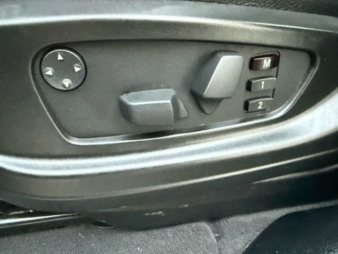 Used 2011 BMW X6 xDrive35i image 40