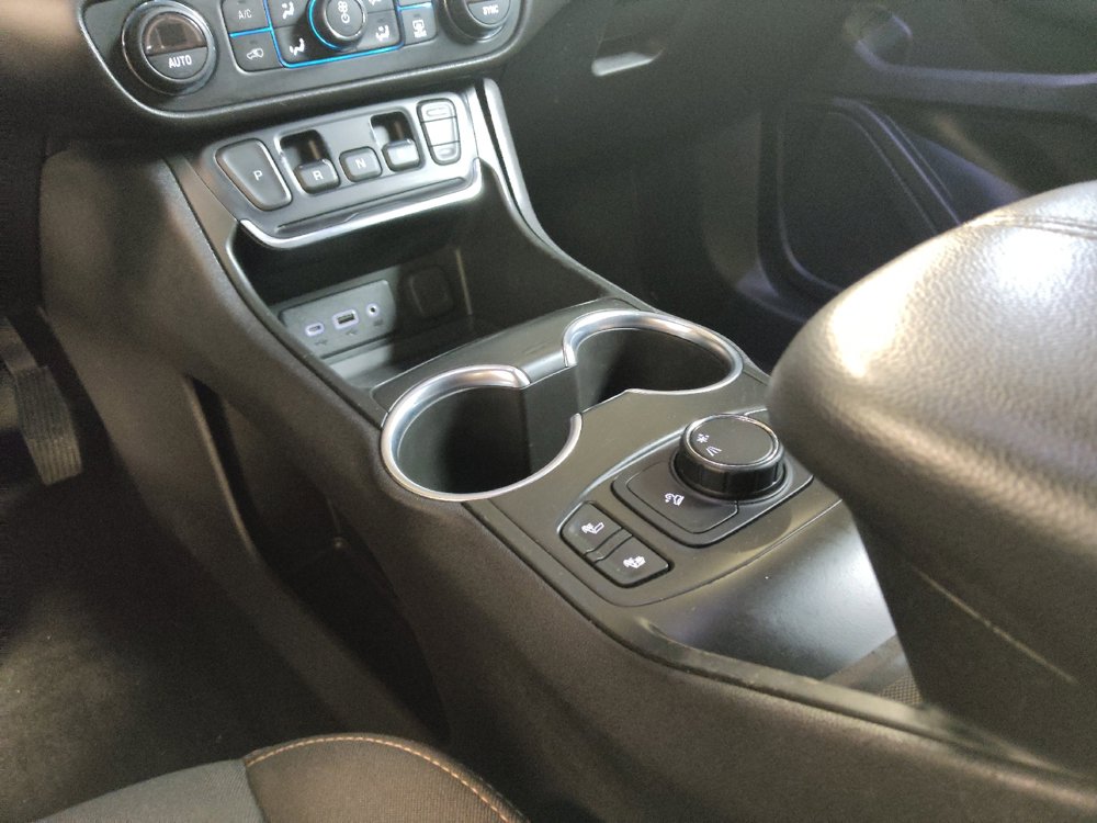 Used 2019 GMC Terrain SLE w/ Driver Convenience Package FWD image 26