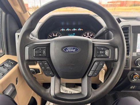 Used 2020 Ford F150 XLT image 9