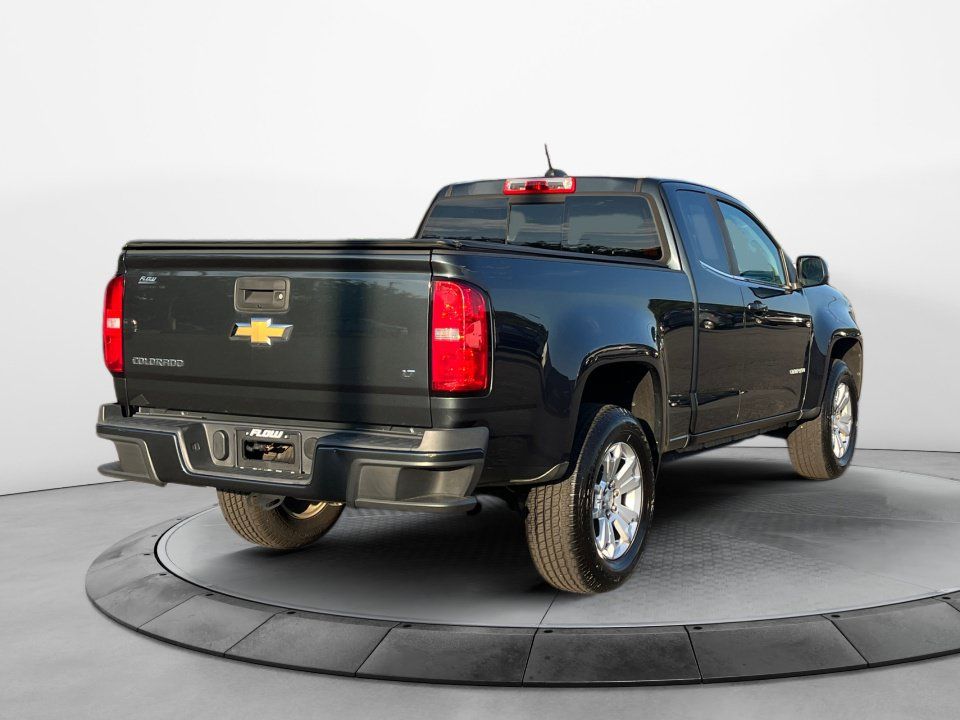 Used 2018 Chevrolet Colorado LT w/ LT Convenience Package RWD image 7