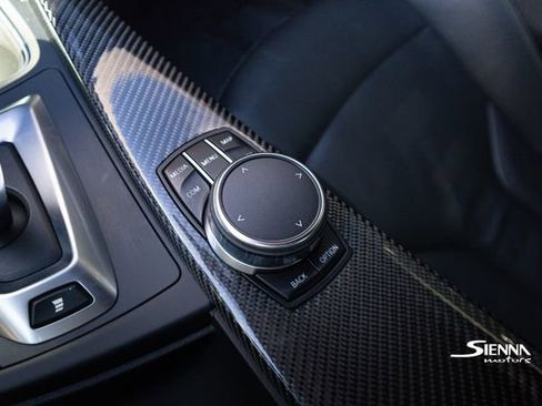 Used 2018 BMW M4 Coupe image 52