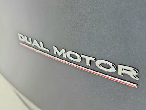 Used 2025 Tesla Model Y Performance AWD/4WD image 17
