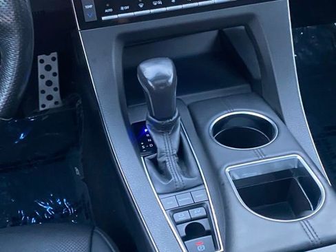 Certified 2021 Toyota Avalon XSE image 17