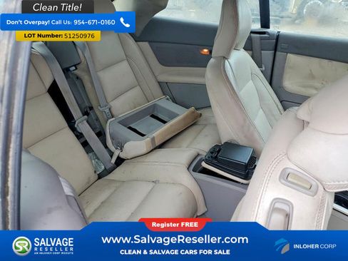 Used 2011 Volvo C70 T5 FWD image 13