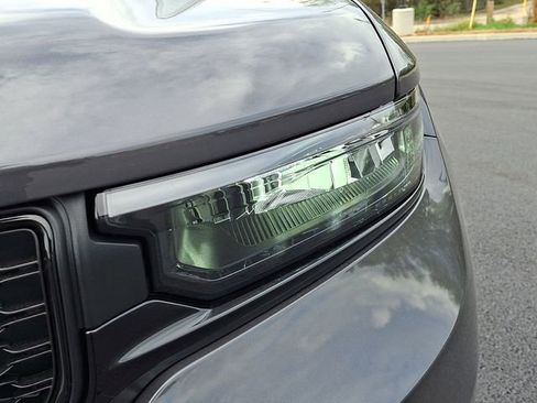 New 2025 Jeep Grand Cherokee L Limited w/ Black Appearance Package image 13