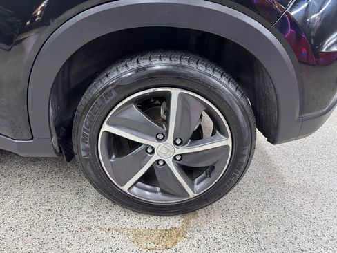 Used 2022 Honda HR-V EX image 36