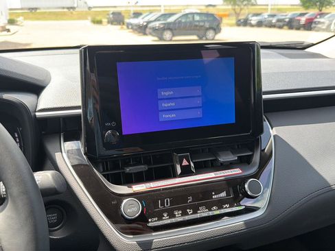 Used 2026 Toyota Corolla Cross LE w/ Moonroof Package image 18