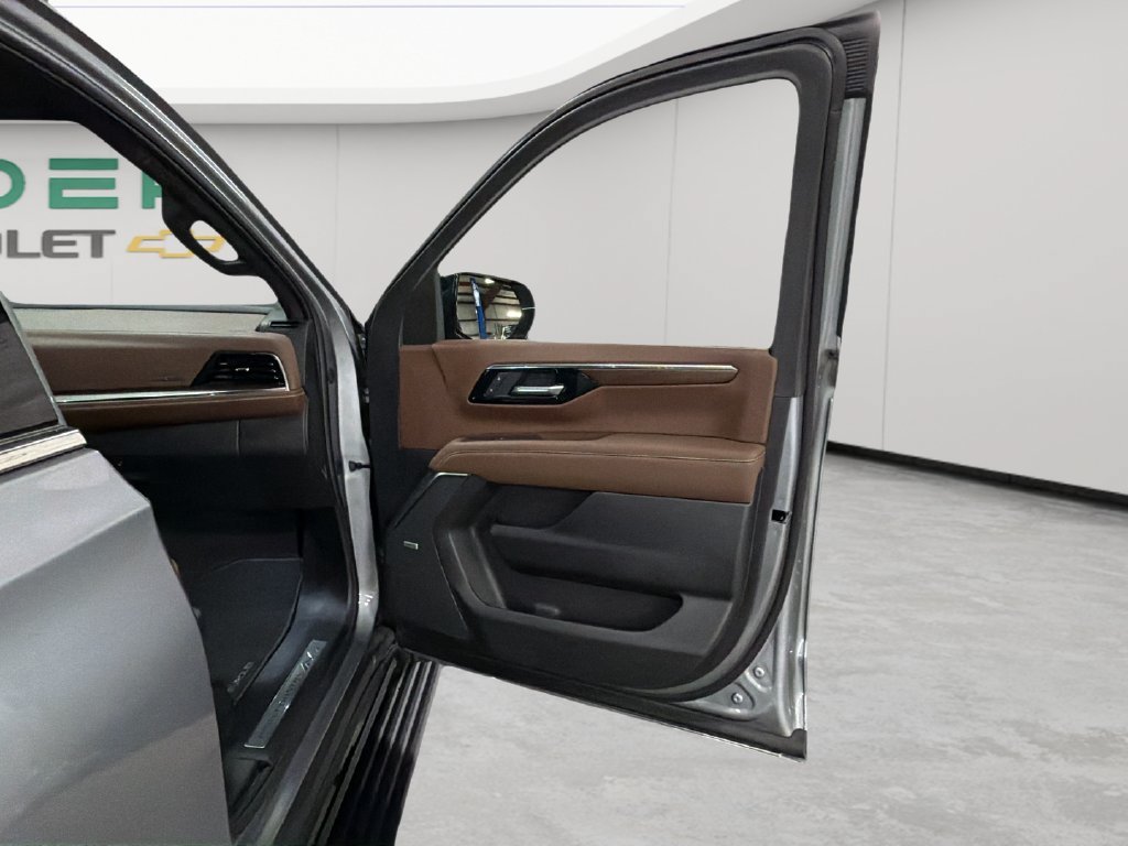 New 2026 Chevrolet Tahoe High Country AWD/4WD image 46