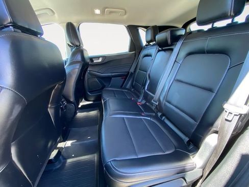 Used 2021 Ford Escape SEL w/ Technology Package FWD image 13