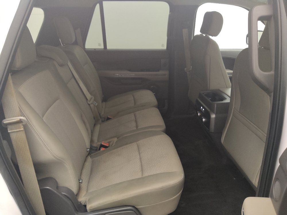 Used 2018 Ford Expedition Max XLT w/ Cargo Package RWD image 19