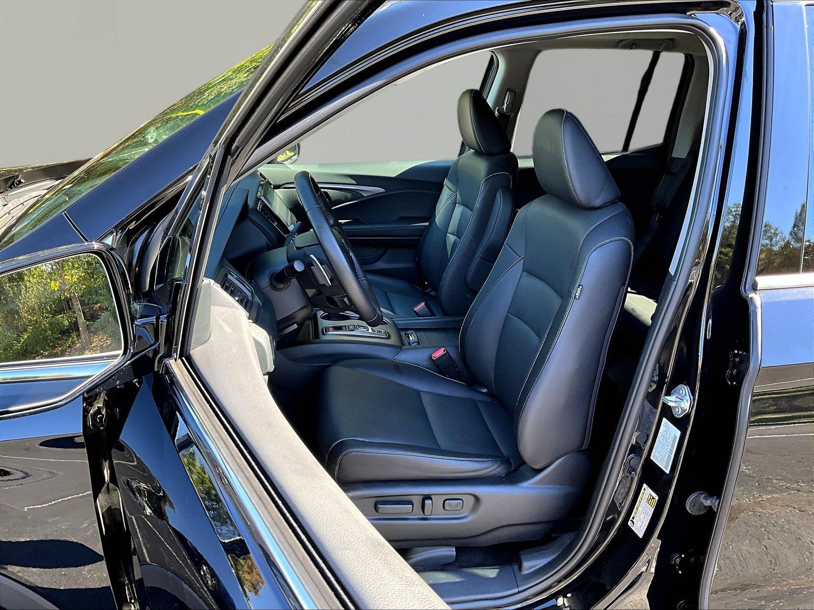 Used 2023 Honda Ridgeline RTL-E image 22