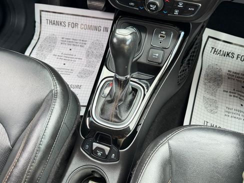 Used 2018 Jeep Compass Limited AWD/4WD image 50