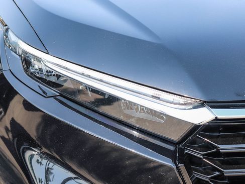 Certified 2023 Honda CR-V EX image 6