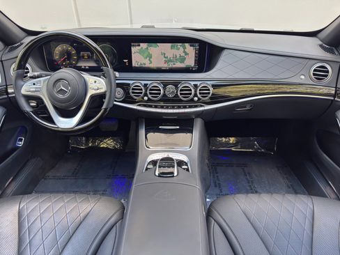 Used 2020 Mercedes-Benz Maybach S 560 4MATIC image 13