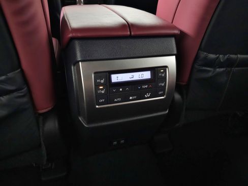 Used 2023 Lexus GX 460 Premium AWD/4WD image 35