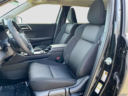 New 2025 Mitsubishi Outlander ES image 20