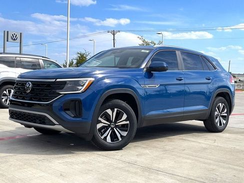 New 2026 Volkswagen Atlas Cross Sport SE image 1