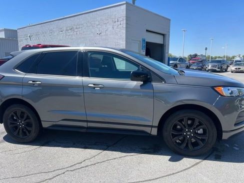 Used 2023 Ford Edge SE w/ Black Appearance Package AWD/4WD image 8