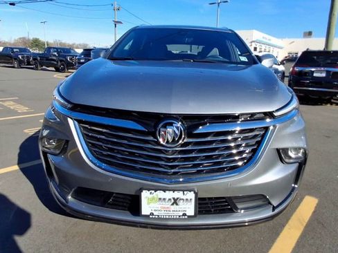 Certified 2024 Buick Enclave Essence w/ Technology Package image 7