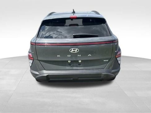 Used 2025 Hyundai Kona SEL AWD/4WD image 10