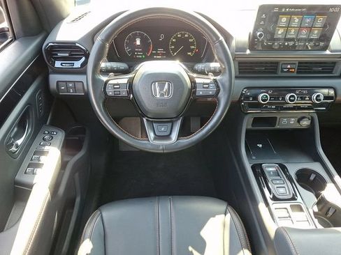 Certified 2023 Honda Pilot TrailSport image 13