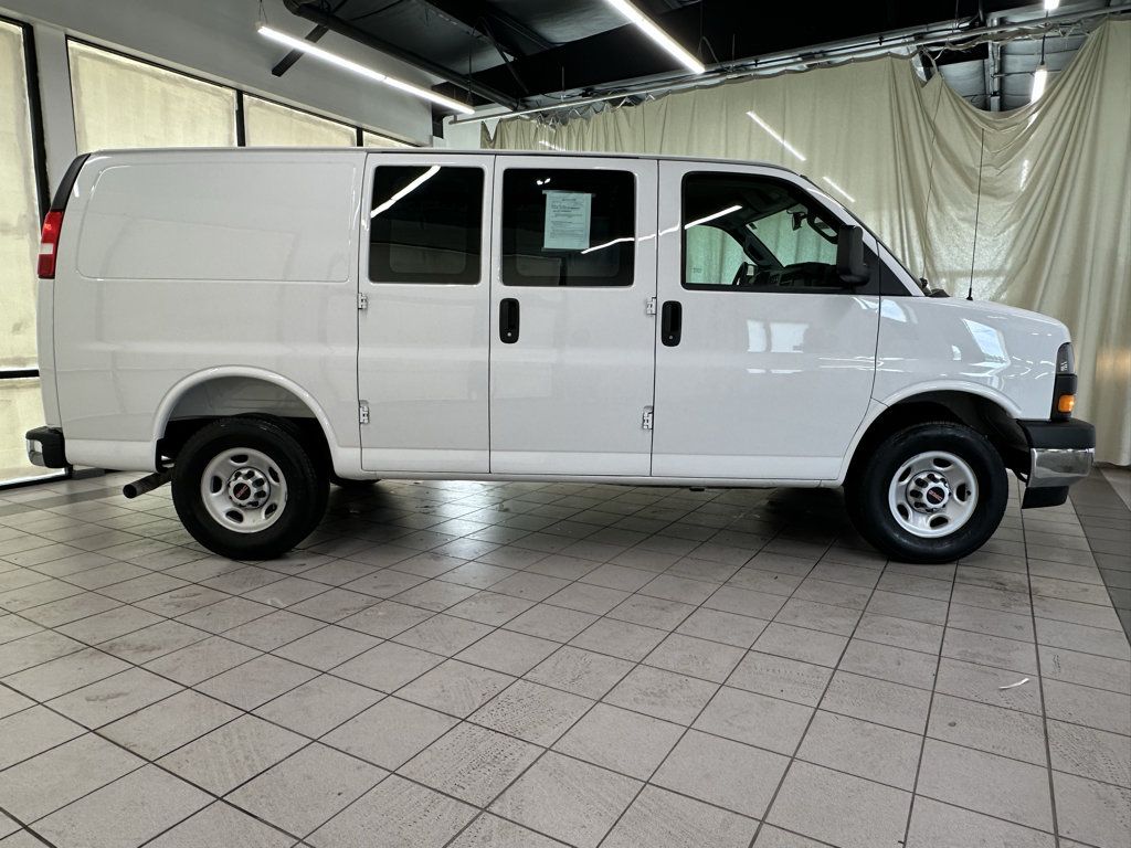 Used 2025 GMC Savana 2500 w/ Driver Convenience Package RWD image 2
