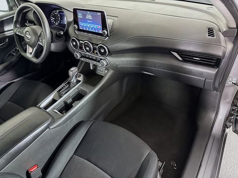Used 2024 Nissan Sentra SV FWD image 30