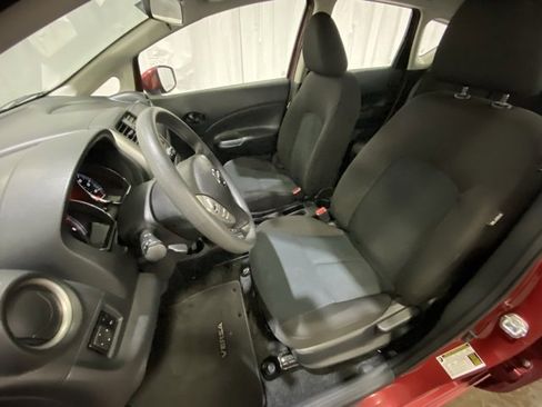 Used 2018 Nissan Versa Note S image 10