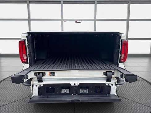 Used 2020 GMC Sierra 1500 Denali w/ Denali Ultimate Package AWD/4WD image 42