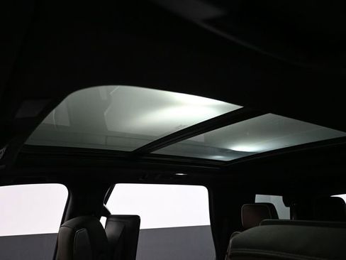 Used 2025 GMC Yukon Denali Ultimate image 33