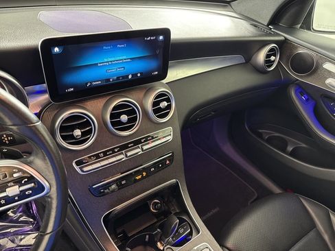 Used 2020 Mercedes-Benz GLC 300 image 29