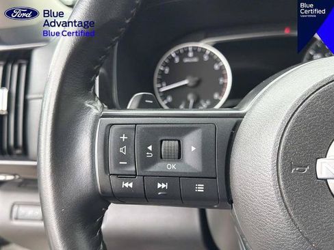 Used 2024 Nissan Pathfinder SV FWD image 20