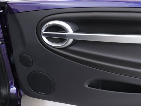 Used 2003 Chevrolet SSR w/ Preferred Equipment Group image 23