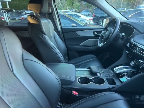 Used 2023 Acura MDX SH-AWD w/ Technology Package image 12