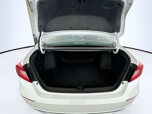 Used 2023 Honda Accord Sport image 7