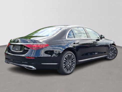 Certified 2024 Mercedes-Benz S 580 4MATIC Sedan image 4