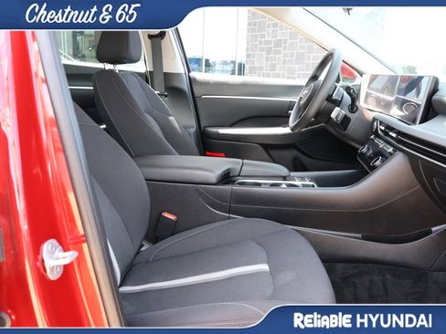 Certified 2025 Hyundai Sonata SEL FWD image 10