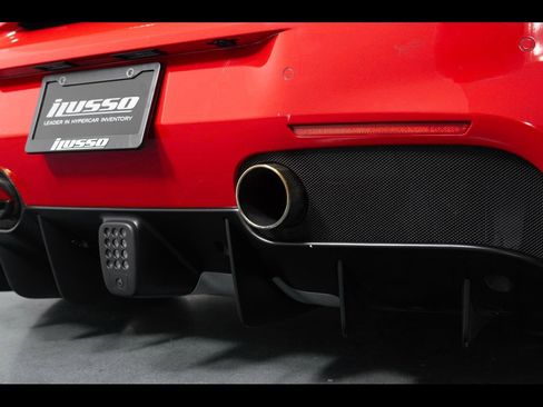 Used 2017 Ferrari 488 GTB RWD image 65