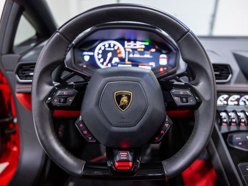 Used 2017 Lamborghini Huracan LP 610-4 image 38