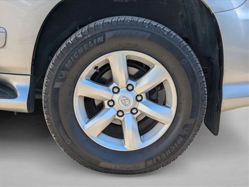 Used 2017 Lexus GX 460 image 15