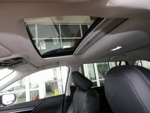 Used 2023 Subaru Outback Limited image 23