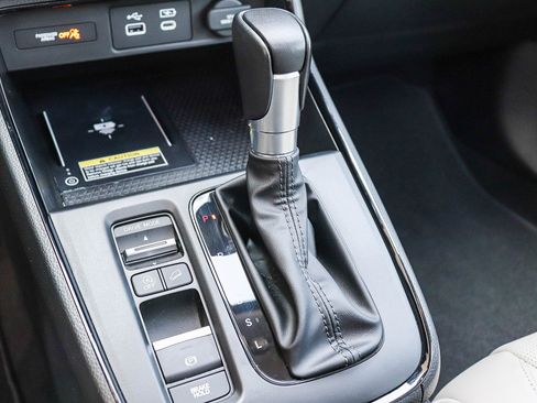 Used 2025 Honda CR-V EX-L image 27