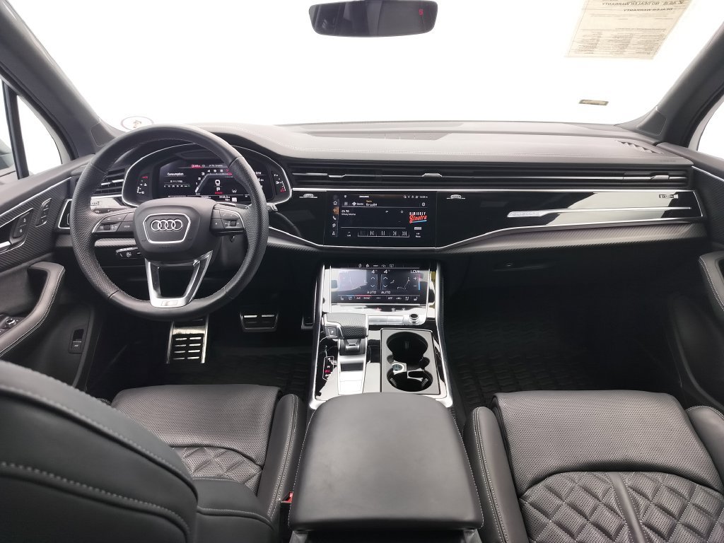 Used 2025 Audi SQ7 Premium Plus w/ Executive Package AWD/4WD image 12