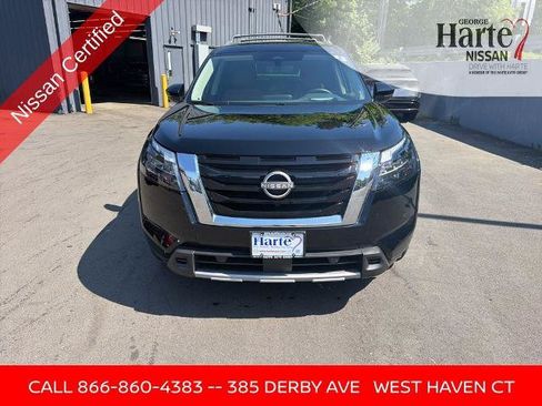 Certified 2025 Nissan Pathfinder Platinum w/ Cargo Package AWD/4WD image 2